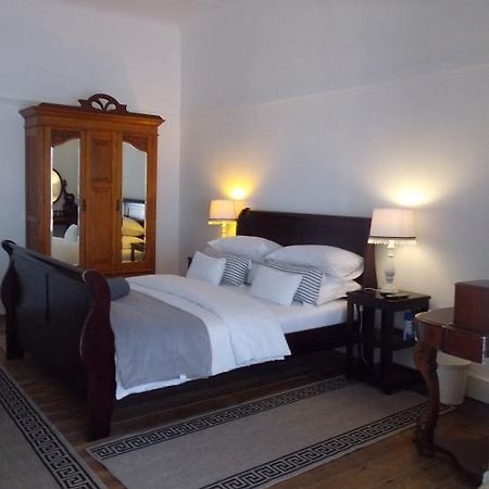 Breeze Inn Guesthouse Kiddʼs Beach 外观 照片