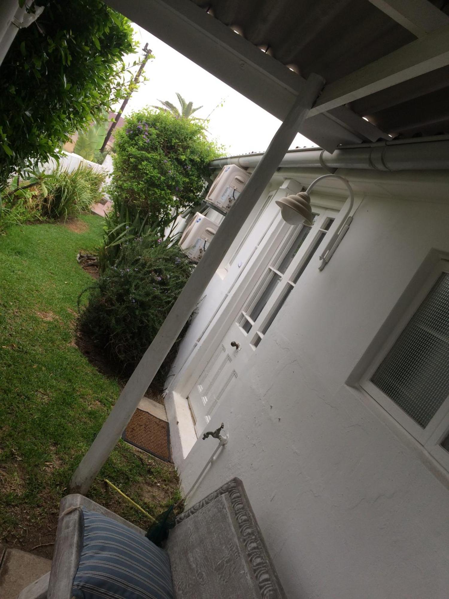 Breeze Inn Guesthouse Kiddʼs Beach 客房 照片