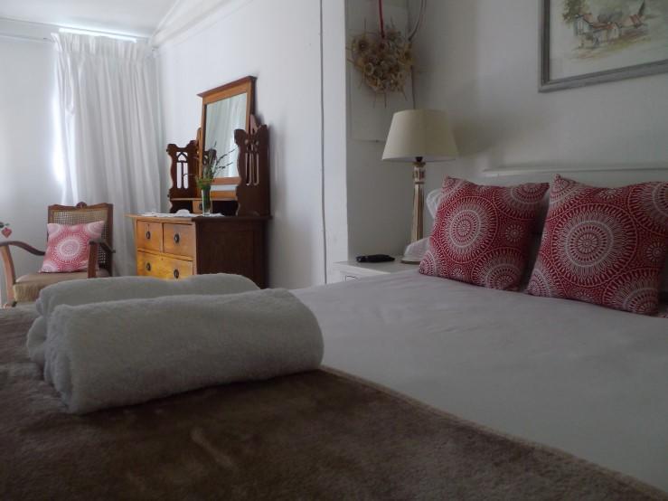 Breeze Inn Guesthouse Kiddʼs Beach 外观 照片