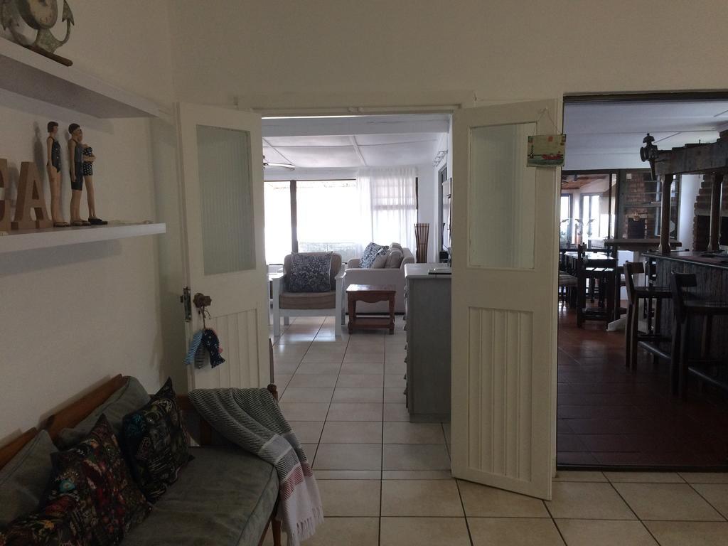 Breeze Inn Guesthouse Kiddʼs Beach 外观 照片